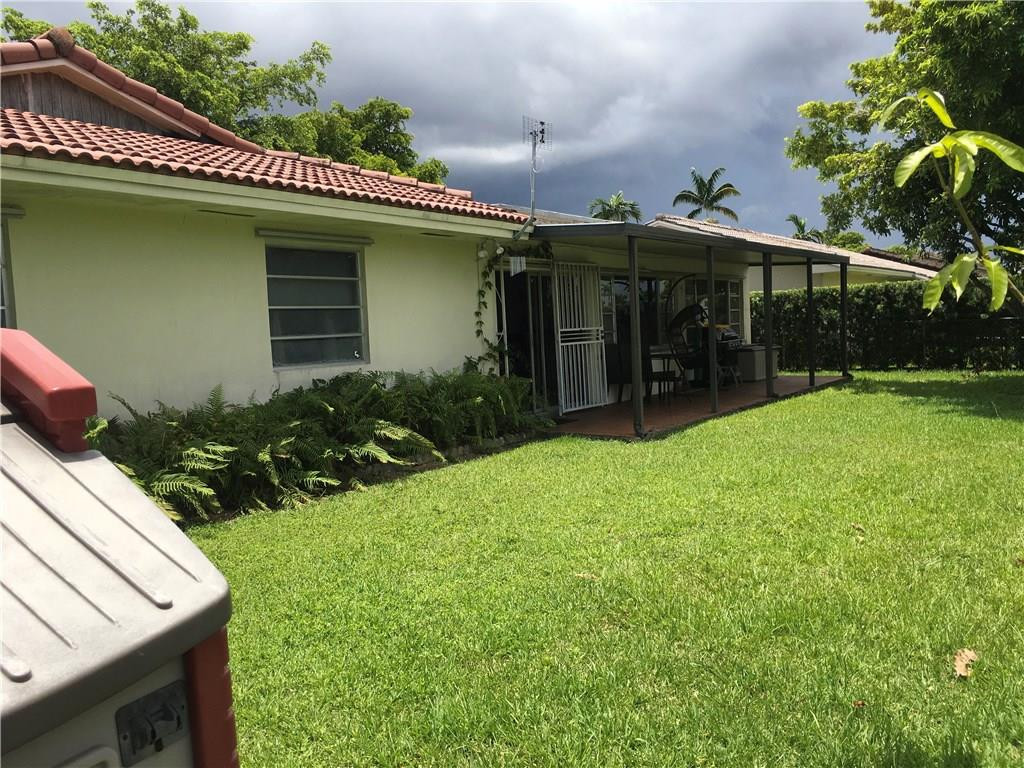 10331 Southwest 20th Street, Unit 10331 Miami, FL 33165 - Photo 10 of 11 Photo 10