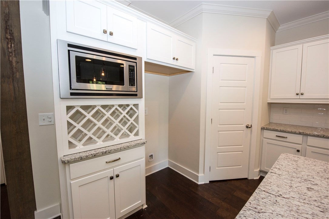 2057 West Farmville Road Auburn, AL 36879 - Photo 8 of 39 Gallery Image 8