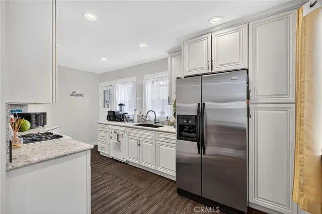 $1,099,000 | 1524 East Hellman Street, Long Beach, CA 90813