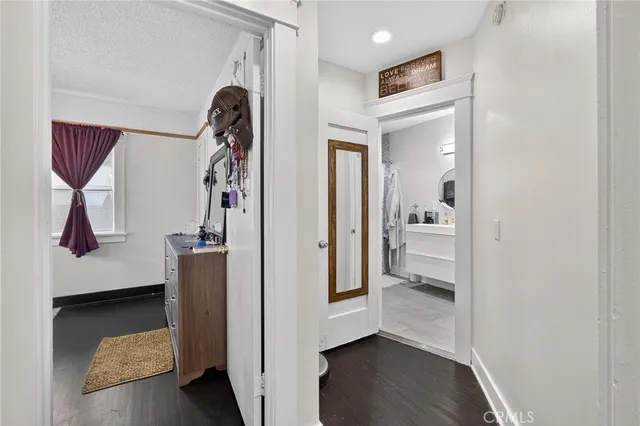 $1,099,000 | 1524 East Hellman Street, Long Beach, CA 90813