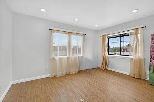 $1,099,000 | 1524 East Hellman Street, Long Beach, CA 90813