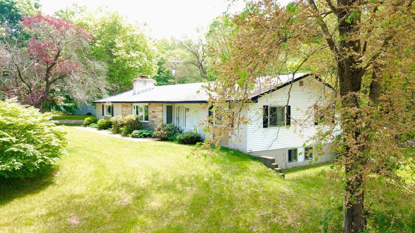 17339 McKinley Road Big Rapids, MI 49307 - Photo 3 of 18 20220728173425159126000000-o
