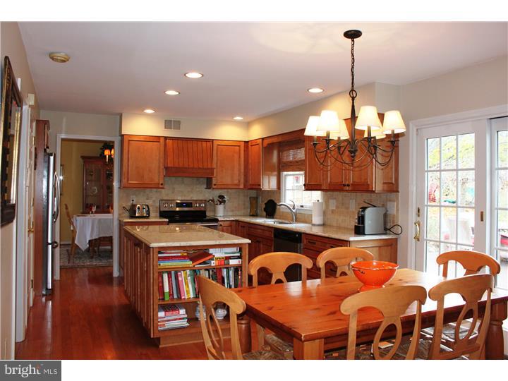 798 Tory Hollow Road Berwyn, PA 19312 - Photo 4 of 25 Kitchen