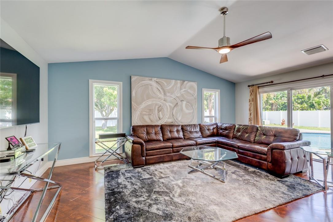 1581 Southwest 15th Street Boca Raton, FL 33486 - Photo 4 of 32 Photo 4