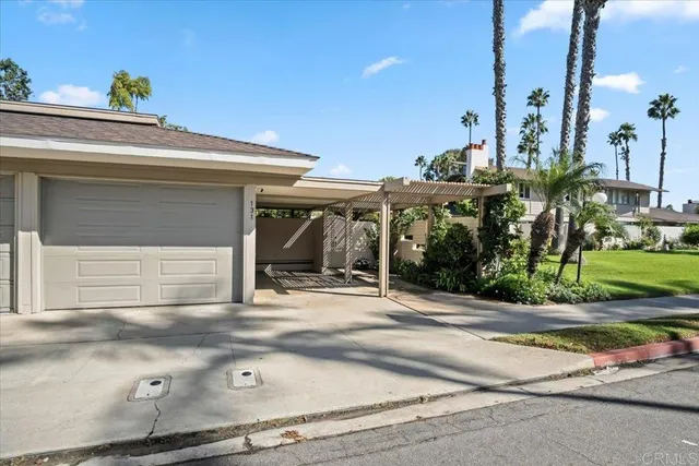 $1,575,000 | 131 Cancha De Golf, Rancho Santa Fe, CA 92091