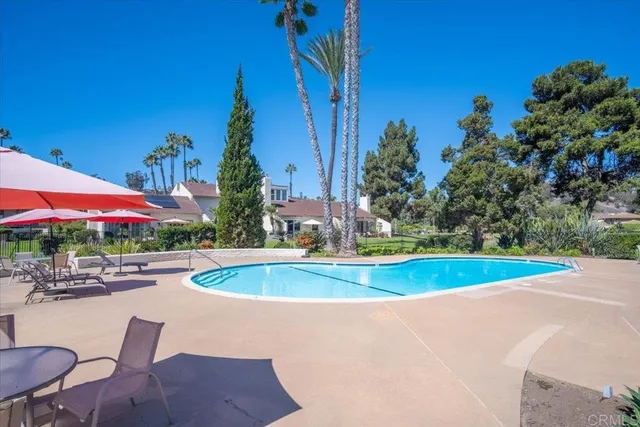 $1,575,000 | 131 Cancha De Golf, Rancho Santa Fe, CA 92091