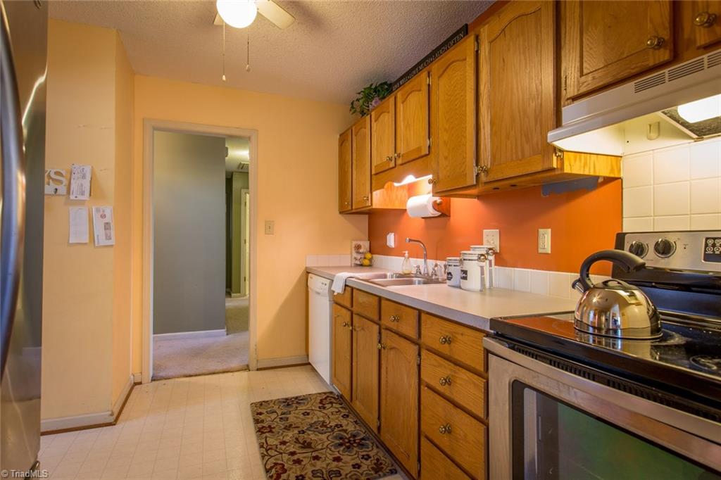 1653 Quillmark Road Winston-Salem, NC 27127 - Photo 11 of 28 Gallery Image 11