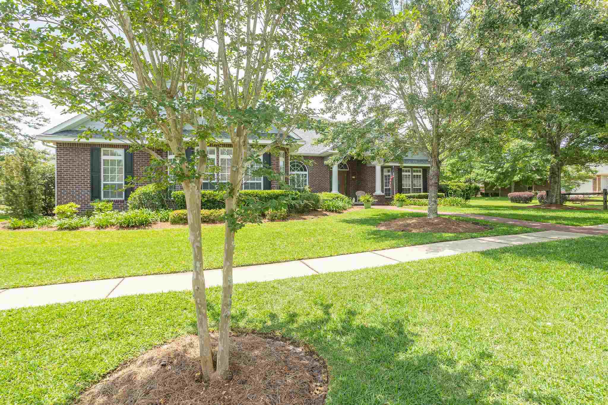 1259 Soaring Boulevard Cantonment, FL 32533 - Photo 4 of 49