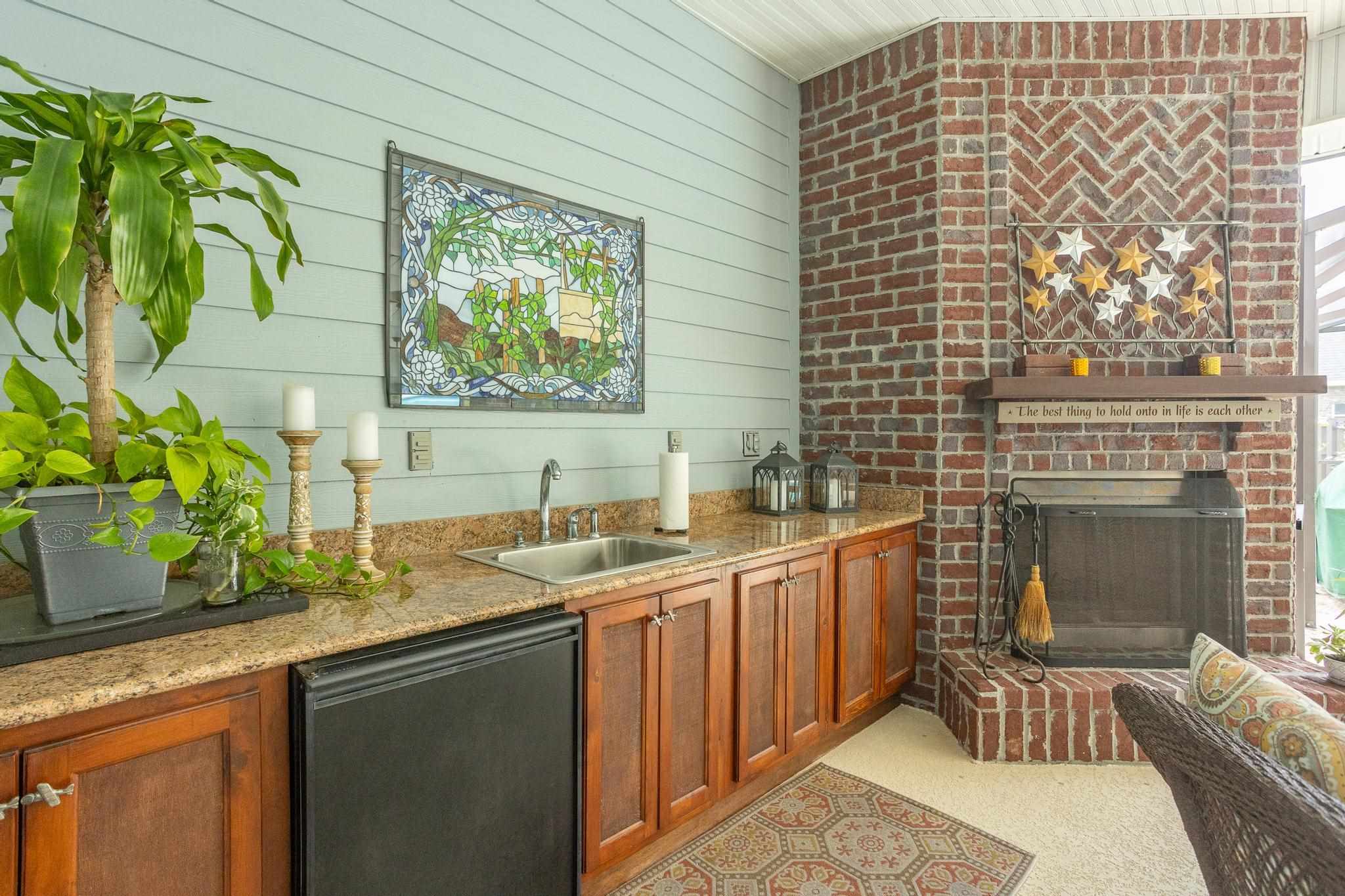 1259 Soaring Boulevard Cantonment, FL 32533 - Photo 6 of 49