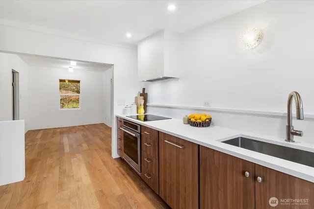 $625,000 | 3216 Bennett Drive, Bellingham, WA 98225