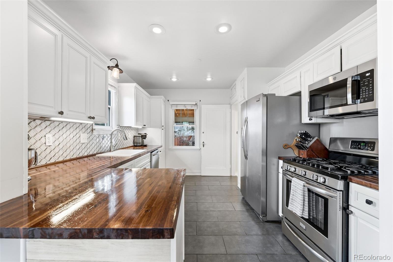 3101 Chase Street Wheat Ridge, CO 80214 - Photo 11 of 47