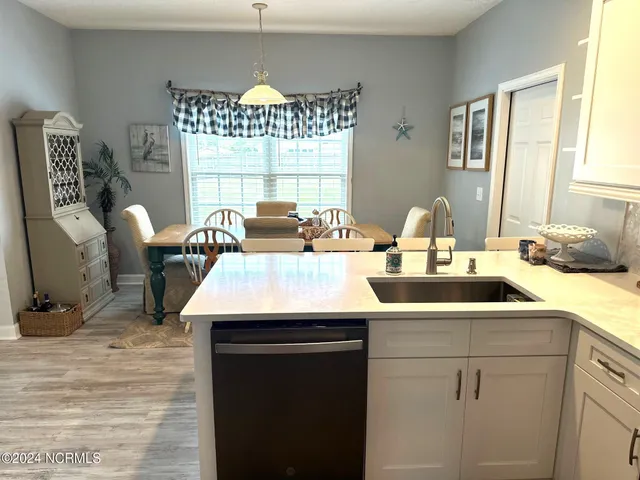 $2,500 | 1727 West Sandridge Court Southwest, Ocean Isle Beach, NC 28469