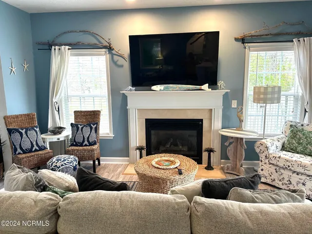 $2,500 | 1727 West Sandridge Court Southwest, Ocean Isle Beach, NC 28469