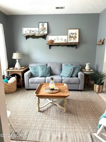 $2,500 | 1727 West Sandridge Court Southwest, Ocean Isle Beach, NC 28469