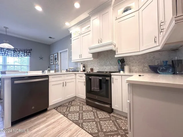 $2,500 | 1727 West Sandridge Court Southwest, Ocean Isle Beach, NC 28469