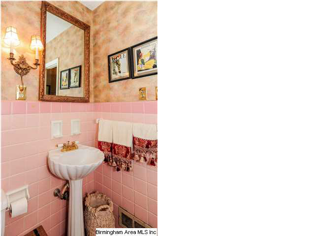 413 Cliff Place Birmingham, AL 35209 - Photo 24 of 32