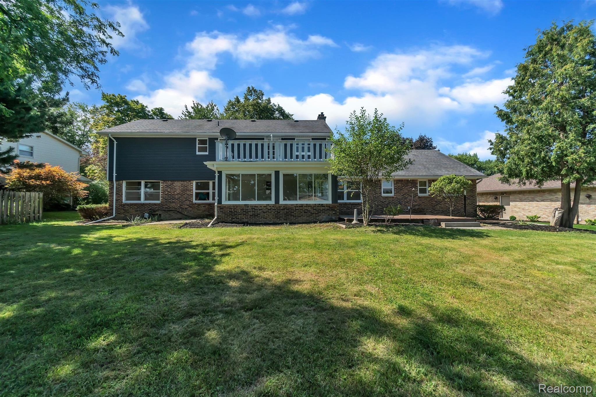 6149 Kings Scepter Road Grand Blanc, MI 48439 - Photo 45 of 48 45-6149 Kings Scepter Rd-WindowStil.jpg