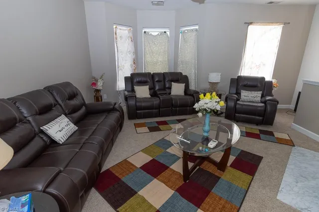 $279,900 | 3934 Tarrant Trace Circle, High Point, NC 27265