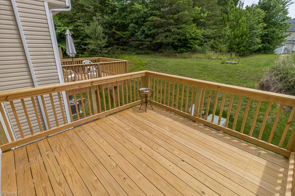 3934 Tarrant Trace Circle High Point, NC 27265 - Photo 15 of 21