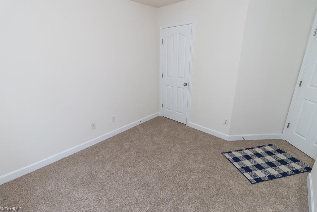 3934 Tarrant Trace Circle High Point, NC 27265 - Photo 17 of 21