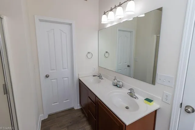 $279,900 | 3934 Tarrant Trace Circle, High Point, NC 27265