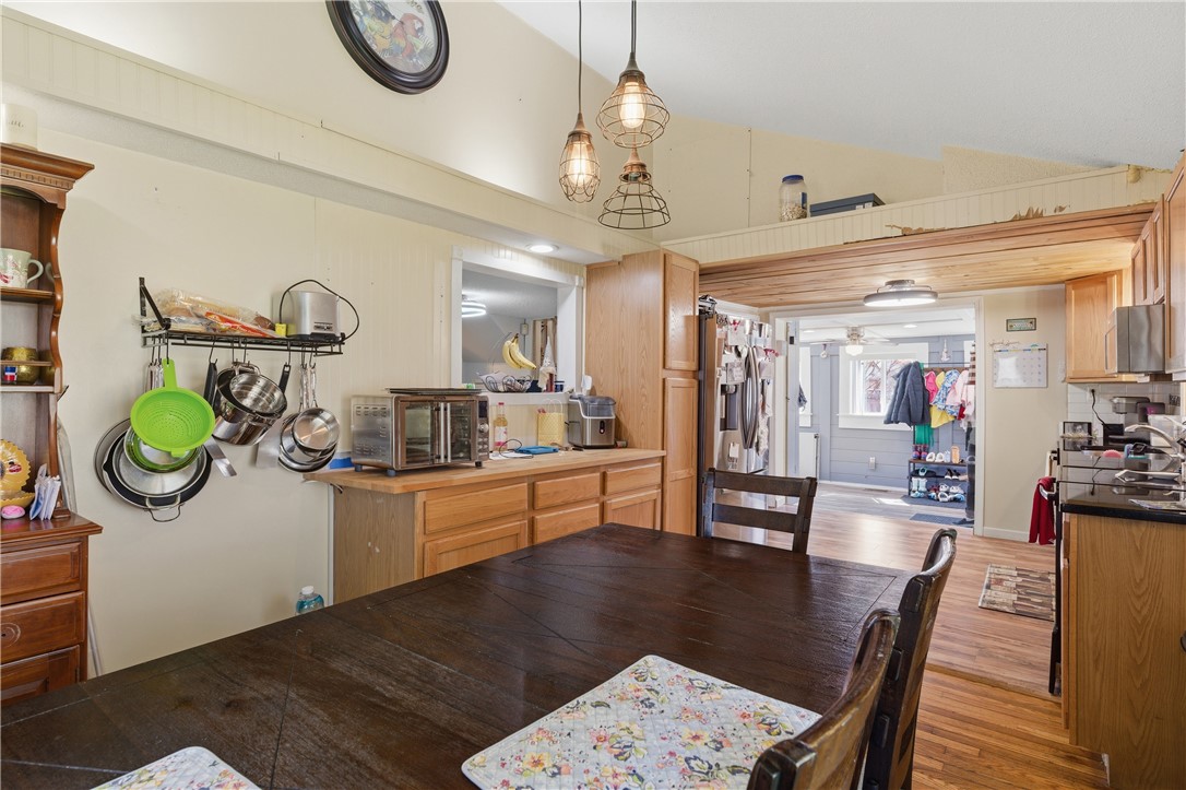 48 Overlea Road North Smithfield, RI 02896 - Photo 8 of 38