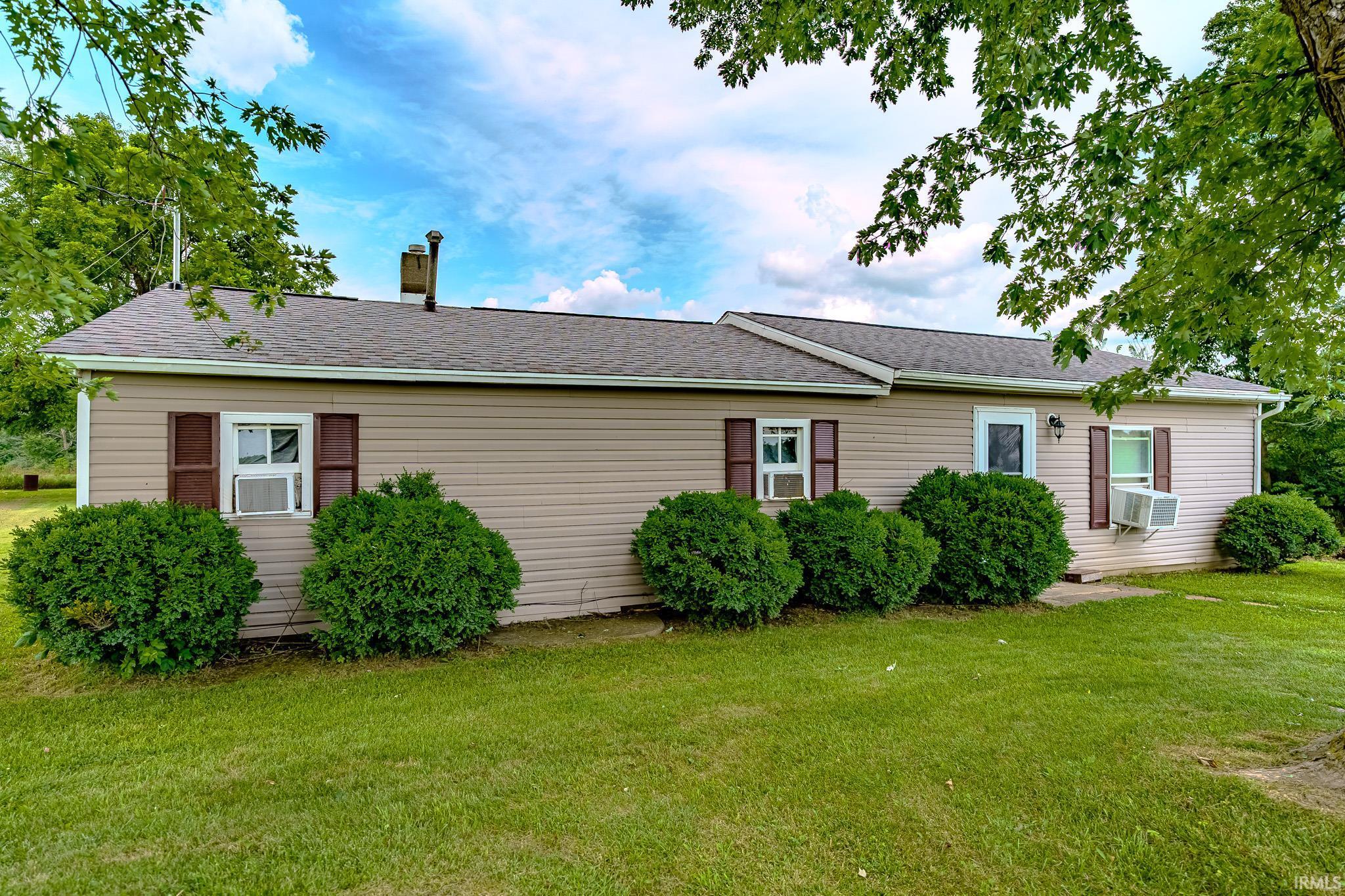 2118 West Tower Road Williamsport, IN 47993 - Photo 3 of 32