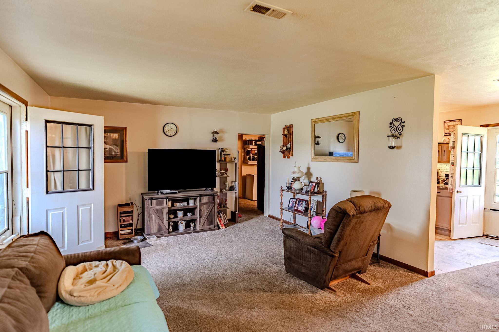 2118 West Tower Road Williamsport, IN 47993 - Photo 5 of 32