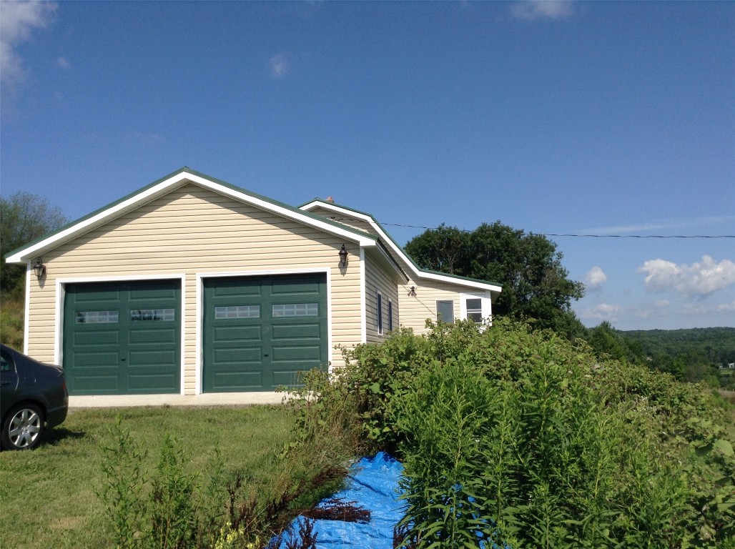 40 Snapp Road Newark Valley, NY 13811 - Photo 4 of 27 Gallery Image 4