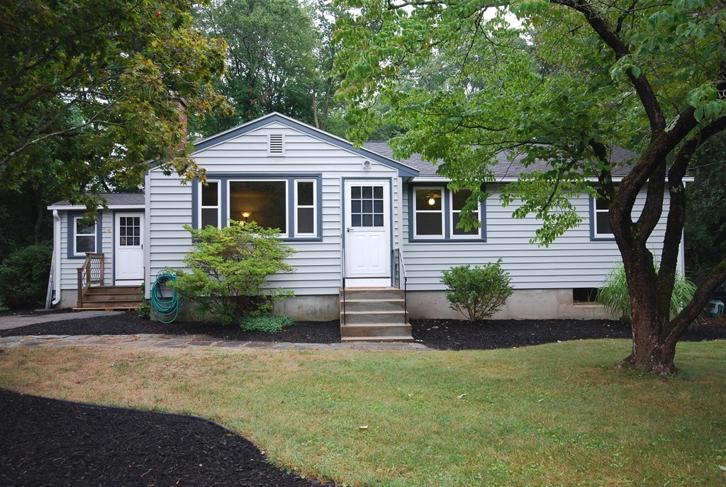24 Dorset Road Holliston, MA 01746 - Photo 2 of 28 Gallery Image 2