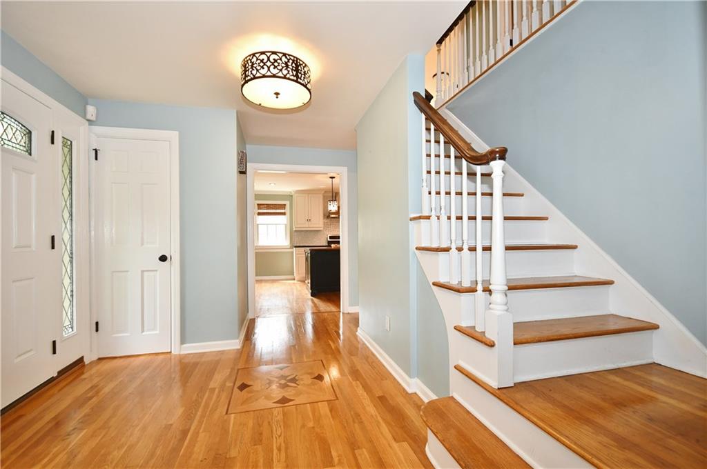 917 Old Hickory Road Pittsburgh, PA 15243 - Photo 2 of 25 Gallery Image 2