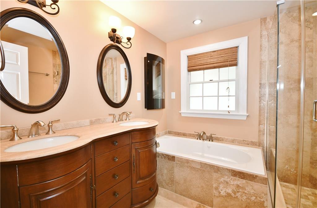 917 Old Hickory Road Pittsburgh, PA 15243 - Photo 13 of 25 Gallery Image 13