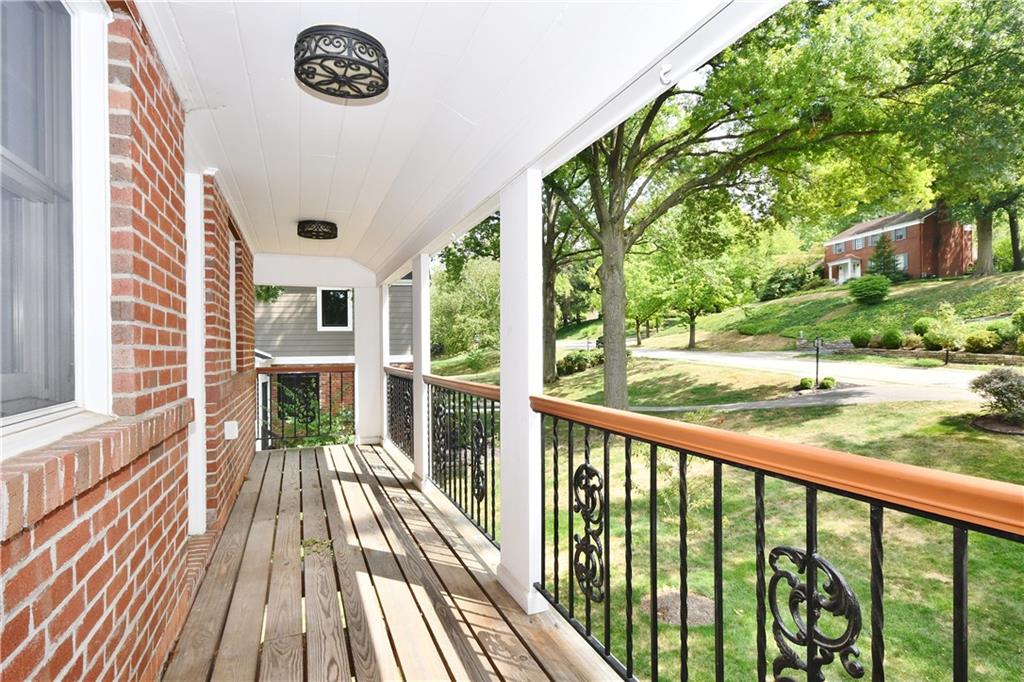 917 Old Hickory Road Pittsburgh, PA 15243 - Photo 16 of 25 Gallery Image 16