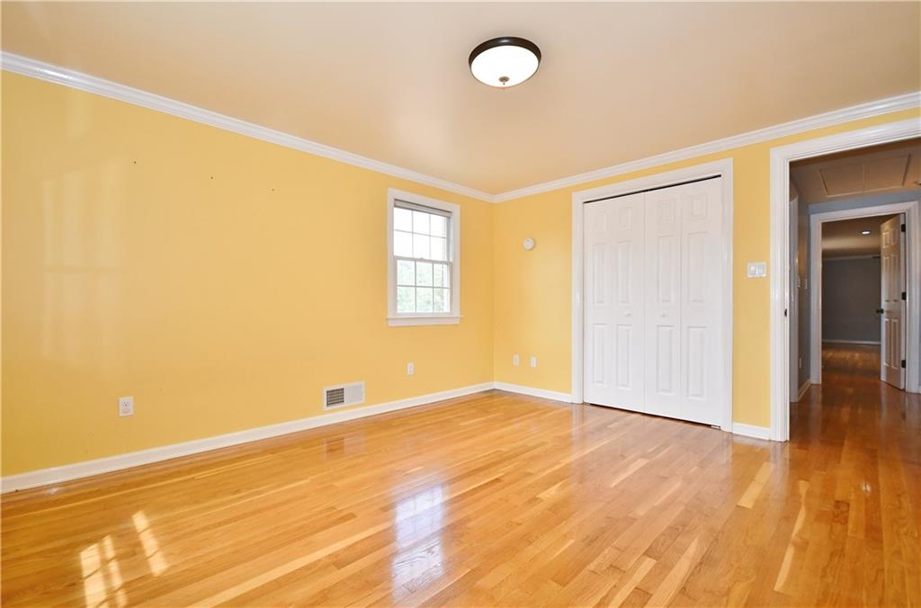 917 Old Hickory Road Pittsburgh, PA 15243 - Photo 18 of 25 Gallery Image 18