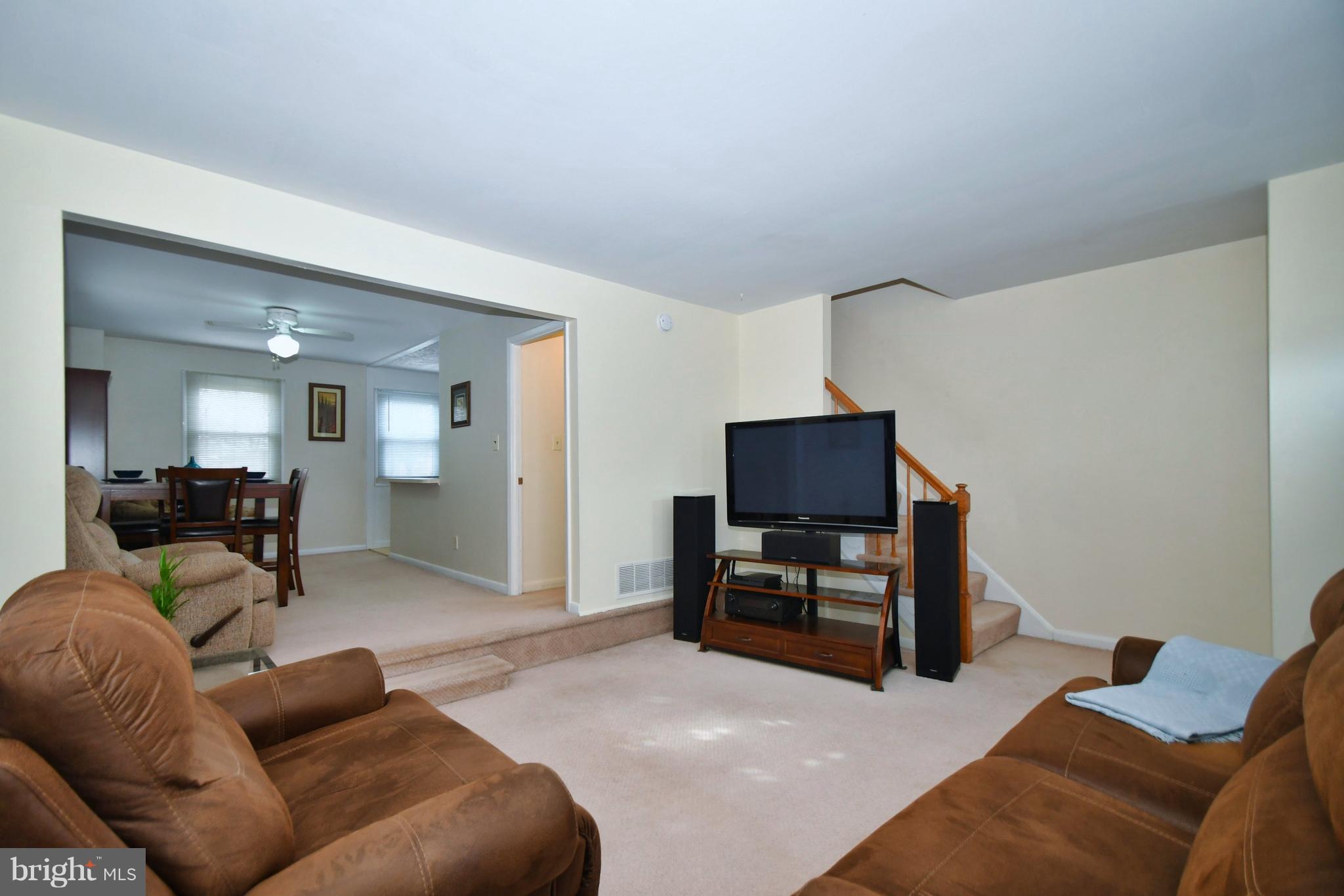 8212 North Boundary Road Baltimore, MD 21222 - Photo 3 of 30