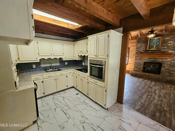 $375,000 | 4352 Pine Lake Drive, Terry, MS 39170