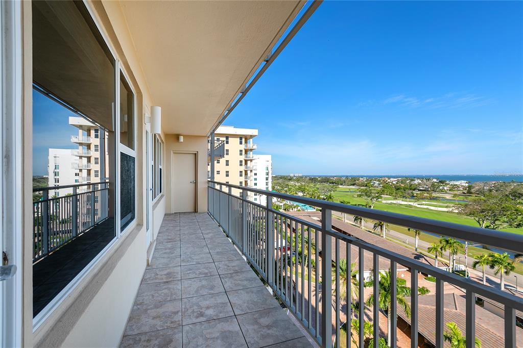 601 Longboat Club Road, Unit 902S Longboat Key, FL 34228 - Photo 28 of 65 a view of city from a balcony