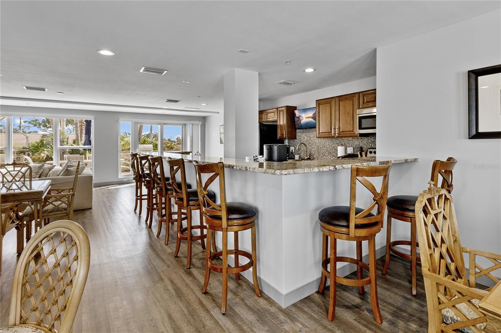 601 Longboat Club Road, Unit 902S Longboat Key, FL 34228 - Photo 44 of 61