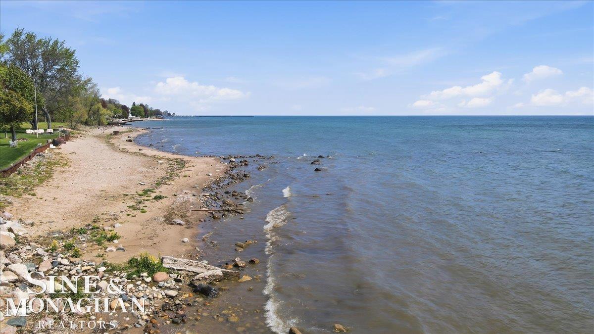 637 South Lakeshore Road Port Sanilac, MI 48469 - Photo 37 of 49