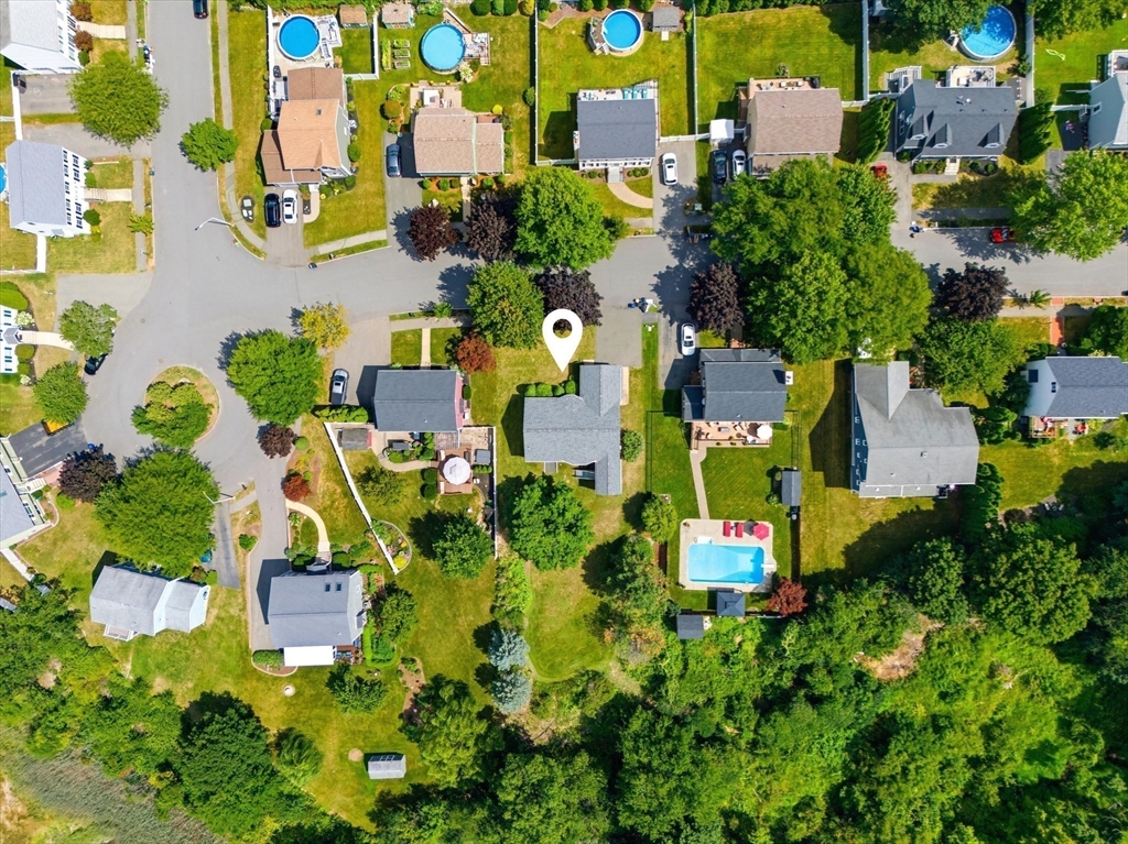 12 Northfield Road Peabody, MA 01960 - Photo 4 of 42 Gallery Image 4
