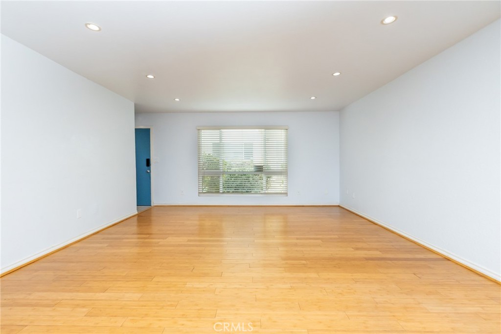 1434 Highland Avenue, Unit 8 Duarte, CA 91010 - Photo 5 of 26