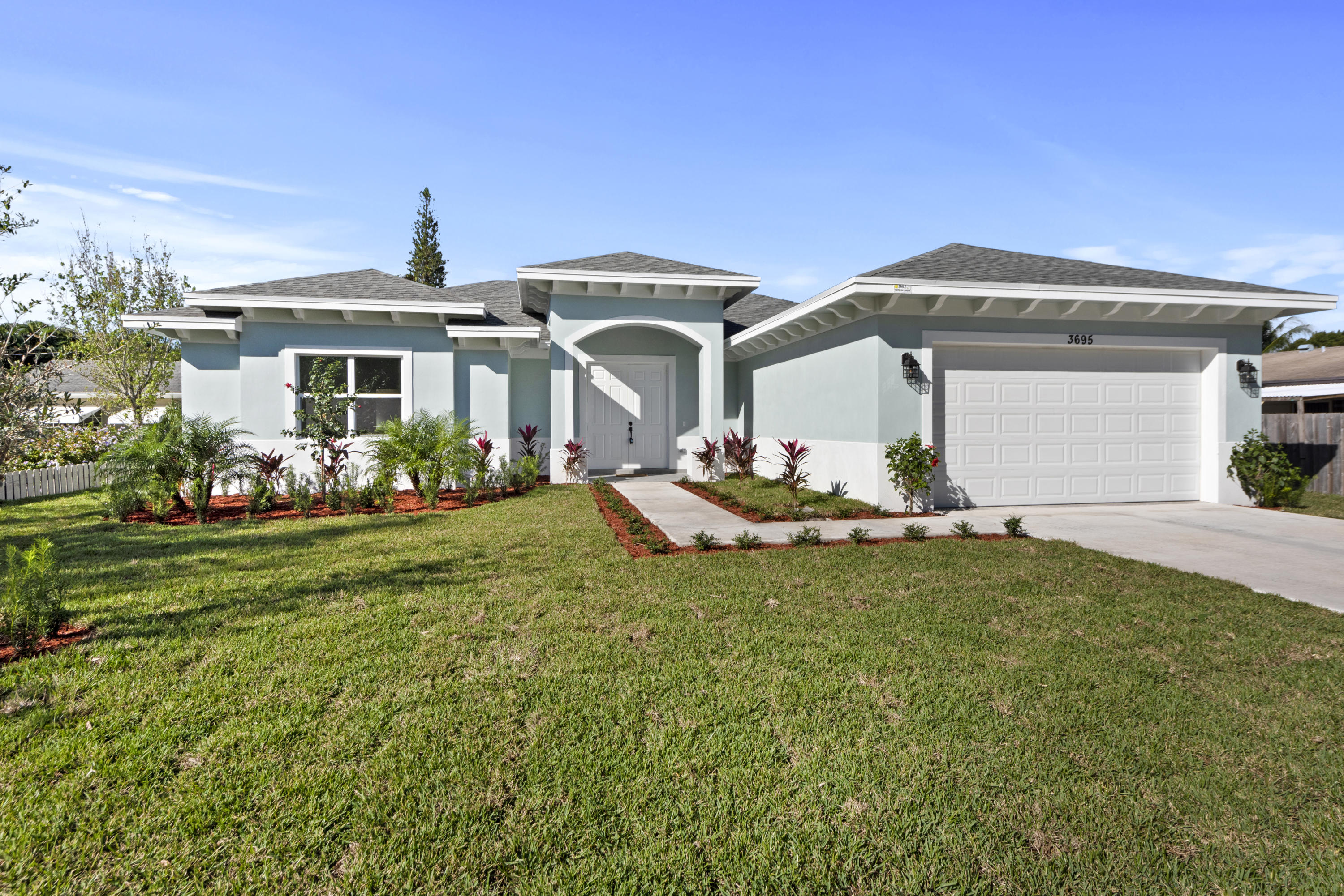 3695 Davis Road Palm Springs, FL 33461 - Photo 1 of 27 _DSC4131