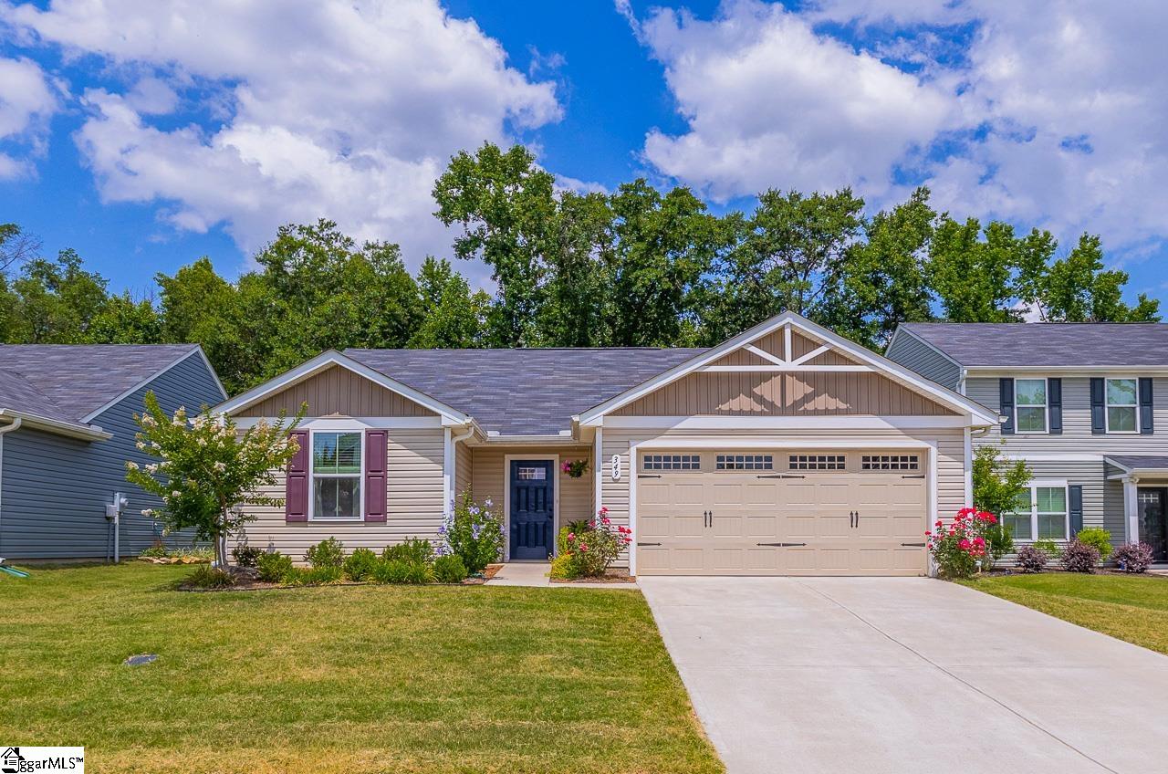 349 Elwin Lane Greer, SC 29651 - Photo 1 of 22 Gallery Image 1