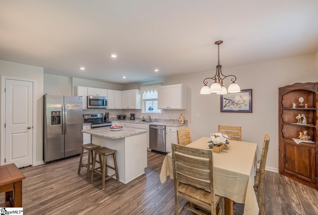 349 Elwin Lane Greer, SC 29651 - Photo 5 of 22 Gallery Image 5