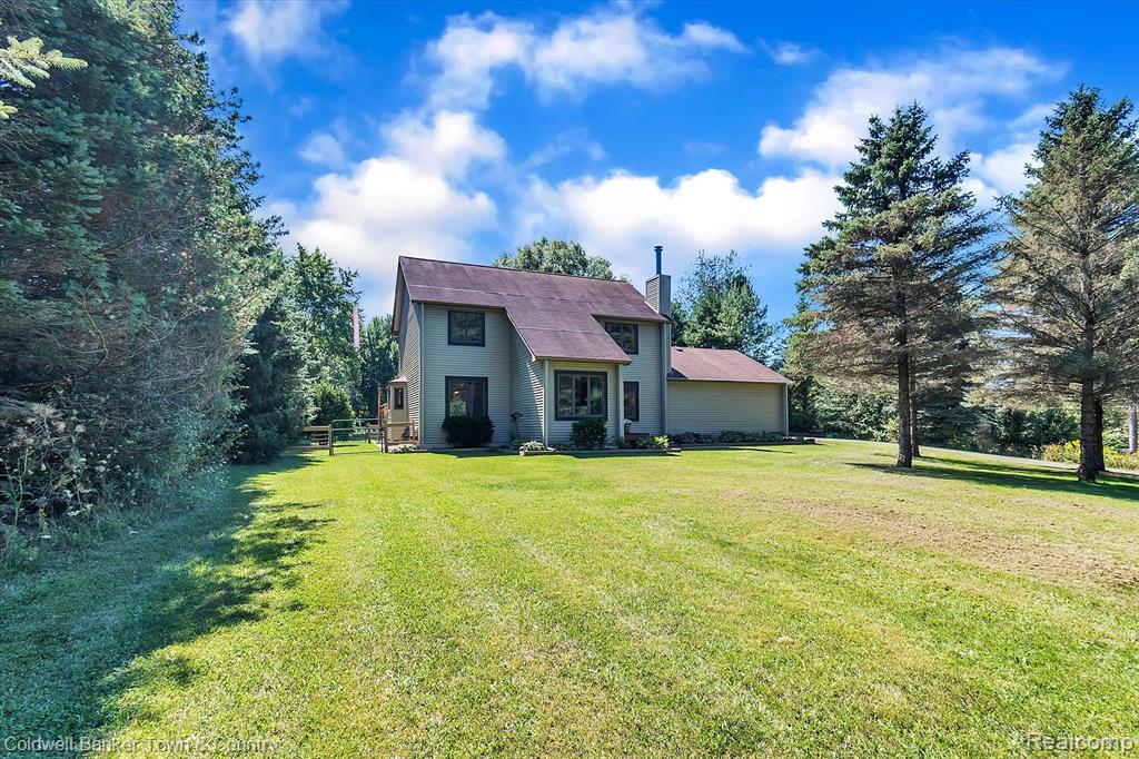 7110 Bergin Road Howell, MI 48843 - Photo 4 of 65 Gallery Image 4