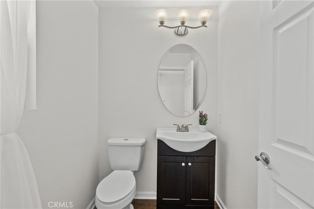 25511 Schubert Circle, Unit 142B Stevenson Ranch, CA 91381 - Photo 15 of 47