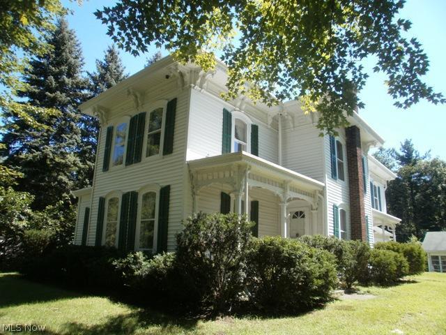 825 North Ridge Road Lorain, OH 44053 - Photo 1 of 21 Breath taking drive up to the House on the Hill! American History Lives on in this Beautiful Colonial! Experience its Special Charm Today!