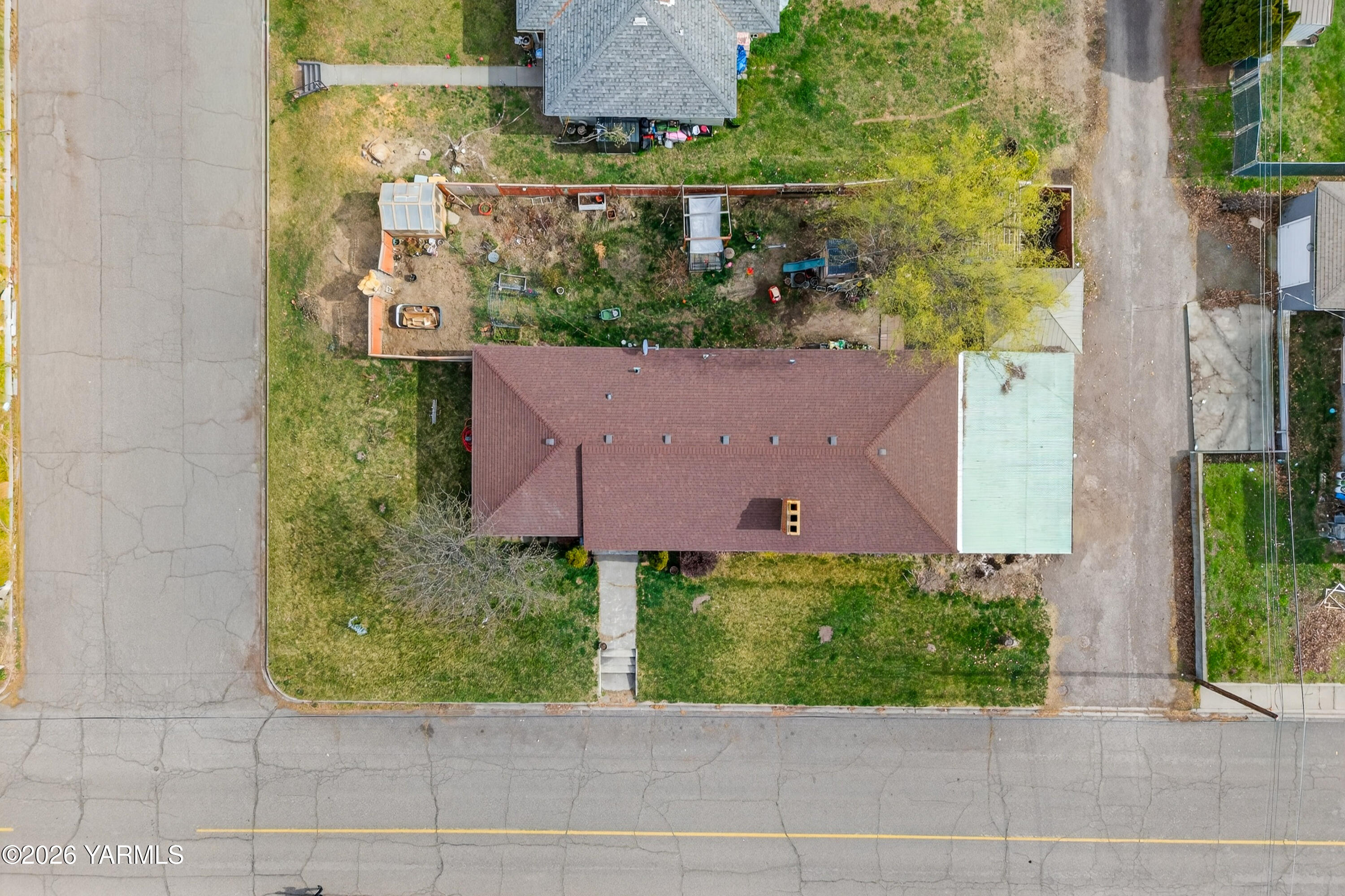 217 Velma Street Grandview, WA 98930 - Photo 46 of 46 DJI_20260315131457_0838_D