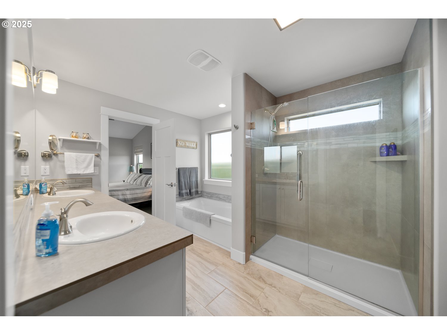 4416 Southeast Laredo Road Prineville, OR 97754 - Photo 26 of 36 a kitchen with a sink and a refrigerator