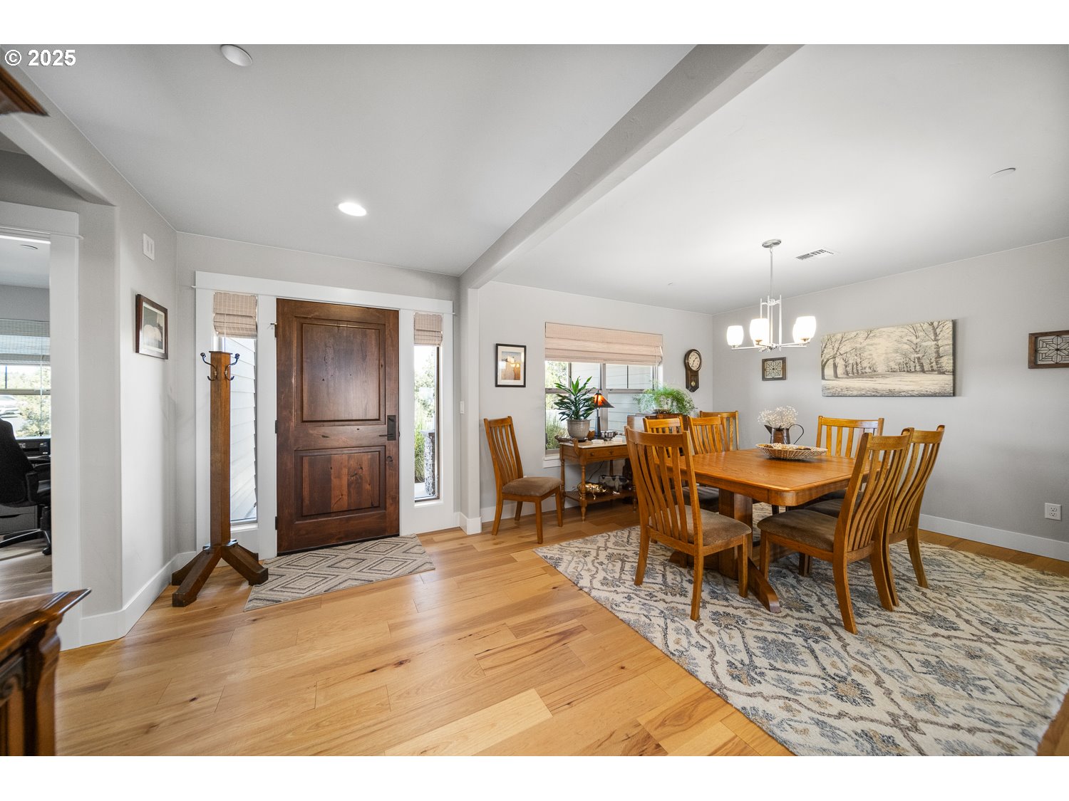 4416 Southeast Laredo Road Prineville, OR 97754 - Photo 6 of 36 a view of a dining room with furniture and a livingroom